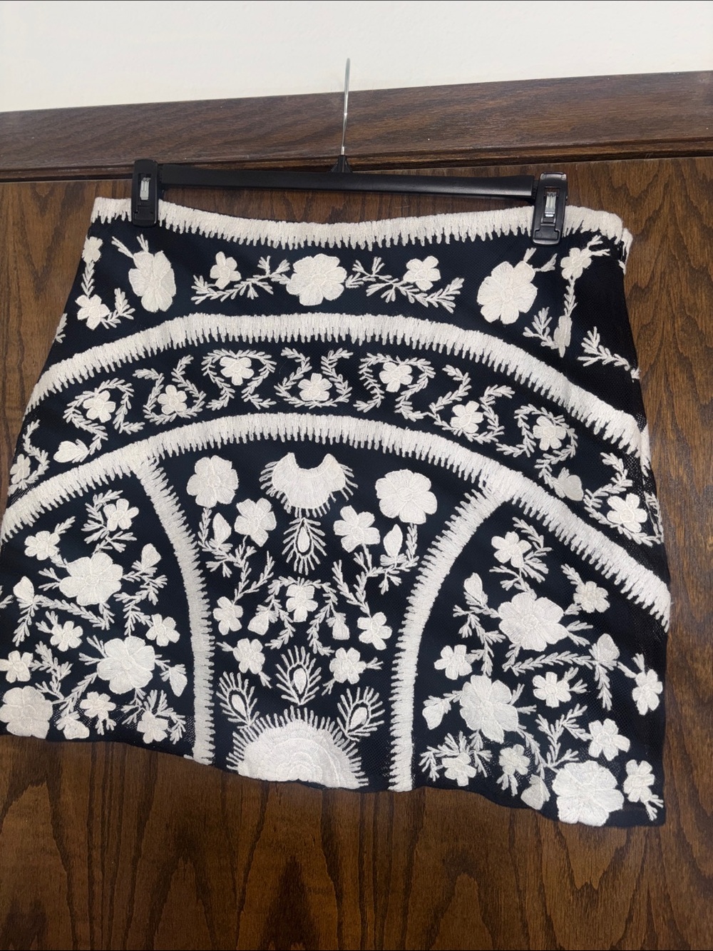 Lauren Ralph Lauren Embroidered Tulle Skirt size 18